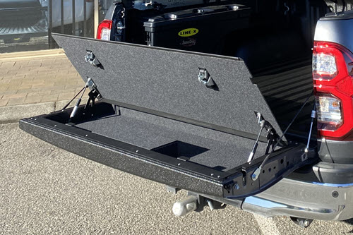 Huracan ute tailgate storage featuring on Toyota Hilux.
